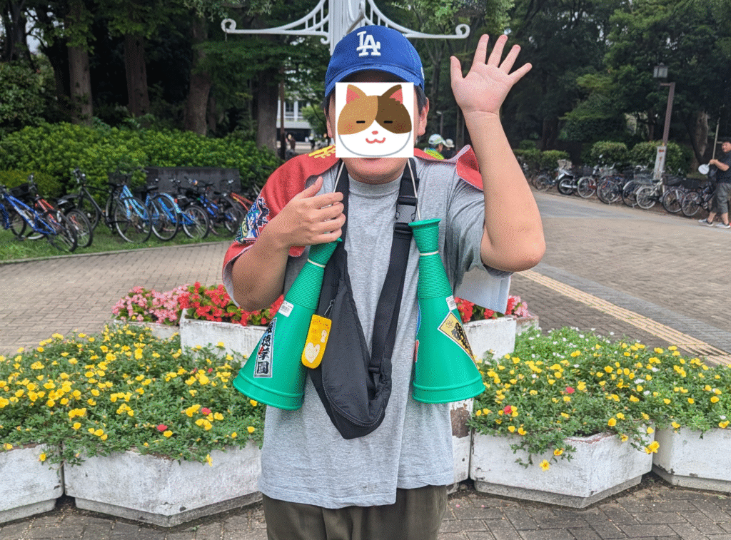 ニューエラのキャップをかぶるJ君